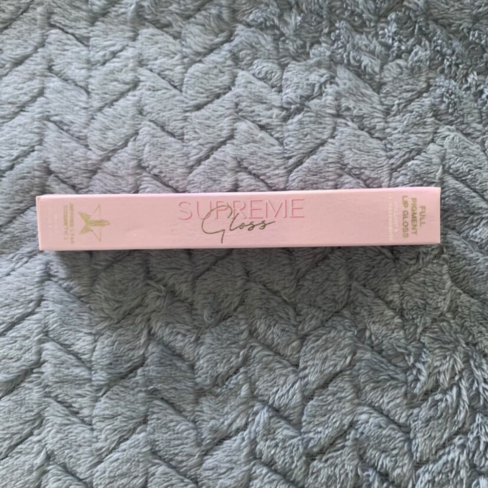 Jeffree Star supreme gloss in Dominatrix